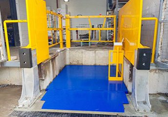 Coles Bicton WA Dock Hoist 01